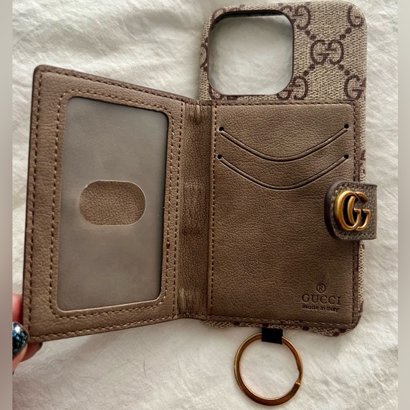 👑✅PRICE FIRM✅Monogram Fashion iPhone Crossbody GG Wallet Case. Like new! - Picture 6 of 14